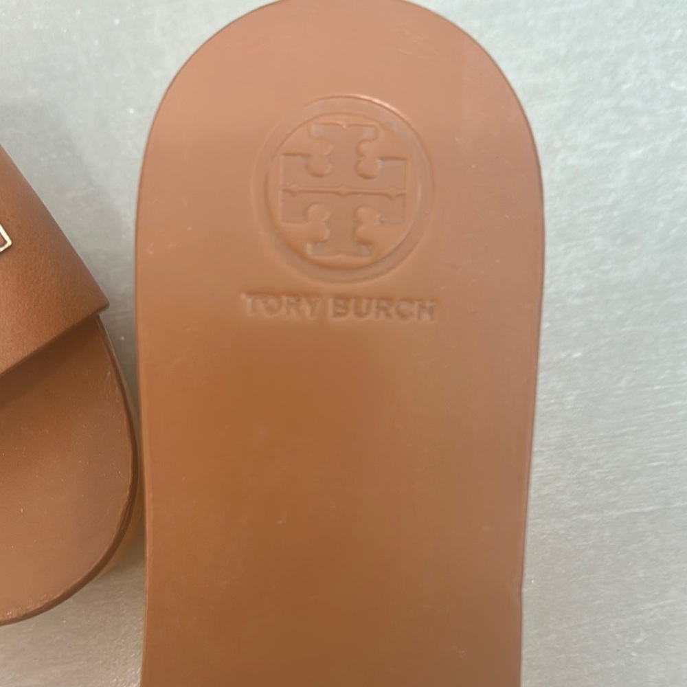 Brown Leather Sandals with Metallic Design - Picture 5 of 5